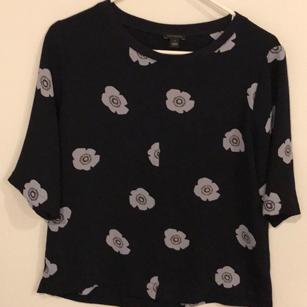 Ann Taylor lavender floral top